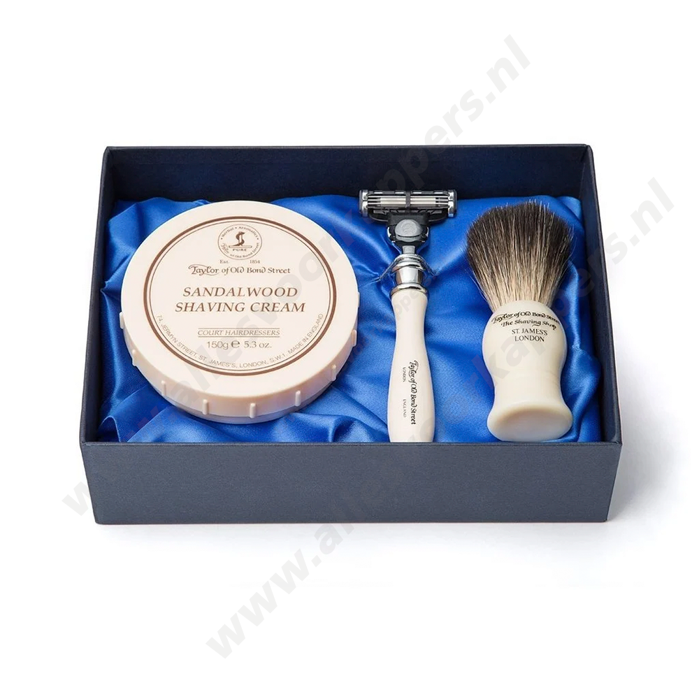 Taylor of old bond  street Luxe scheer set