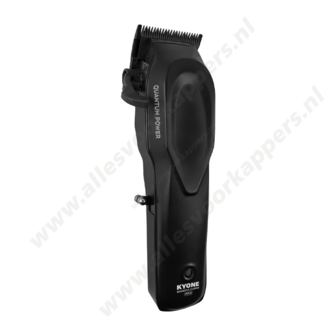 Kyone actie Quantum pro Magnetic motor clipper met gratis 810 black titanuim schaar twv 224